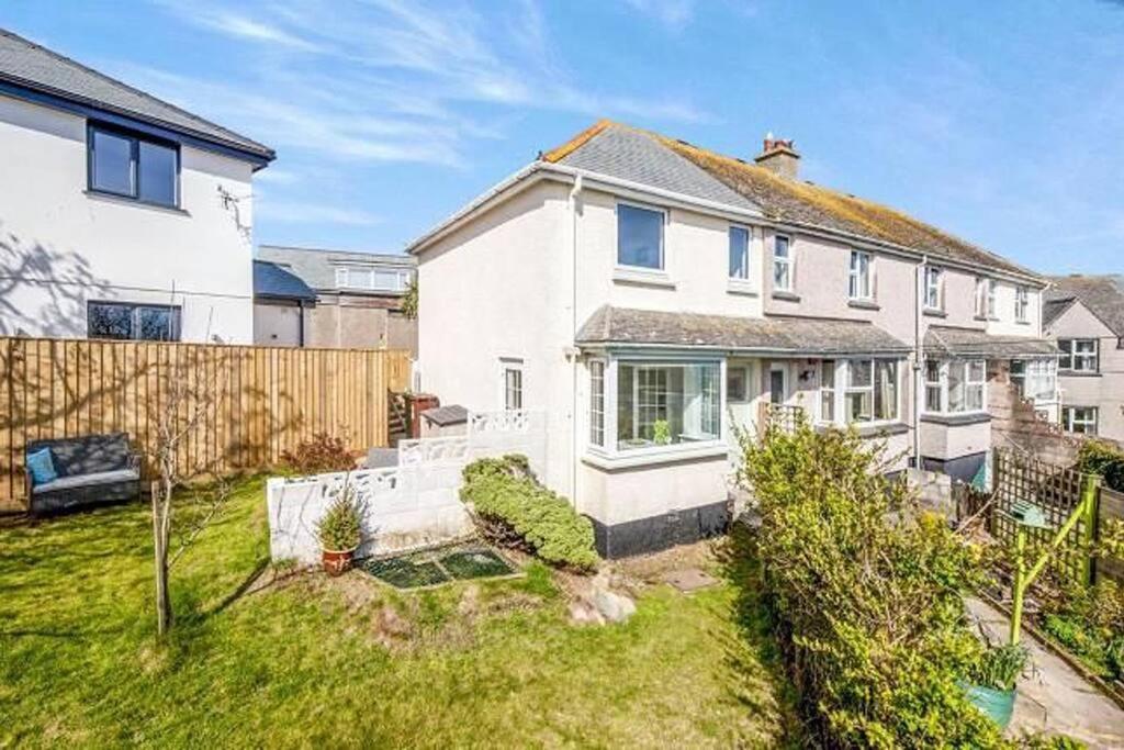 Sunrise! ~ 2 Bedrooms, Garden, Parking, Sea Views St Ives Zewnętrze zdjęcie