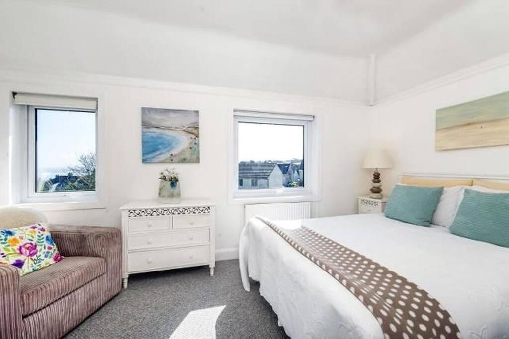 Sunrise! ~ 2 Bedrooms, Garden, Parking, Sea Views St Ives Zewnętrze zdjęcie