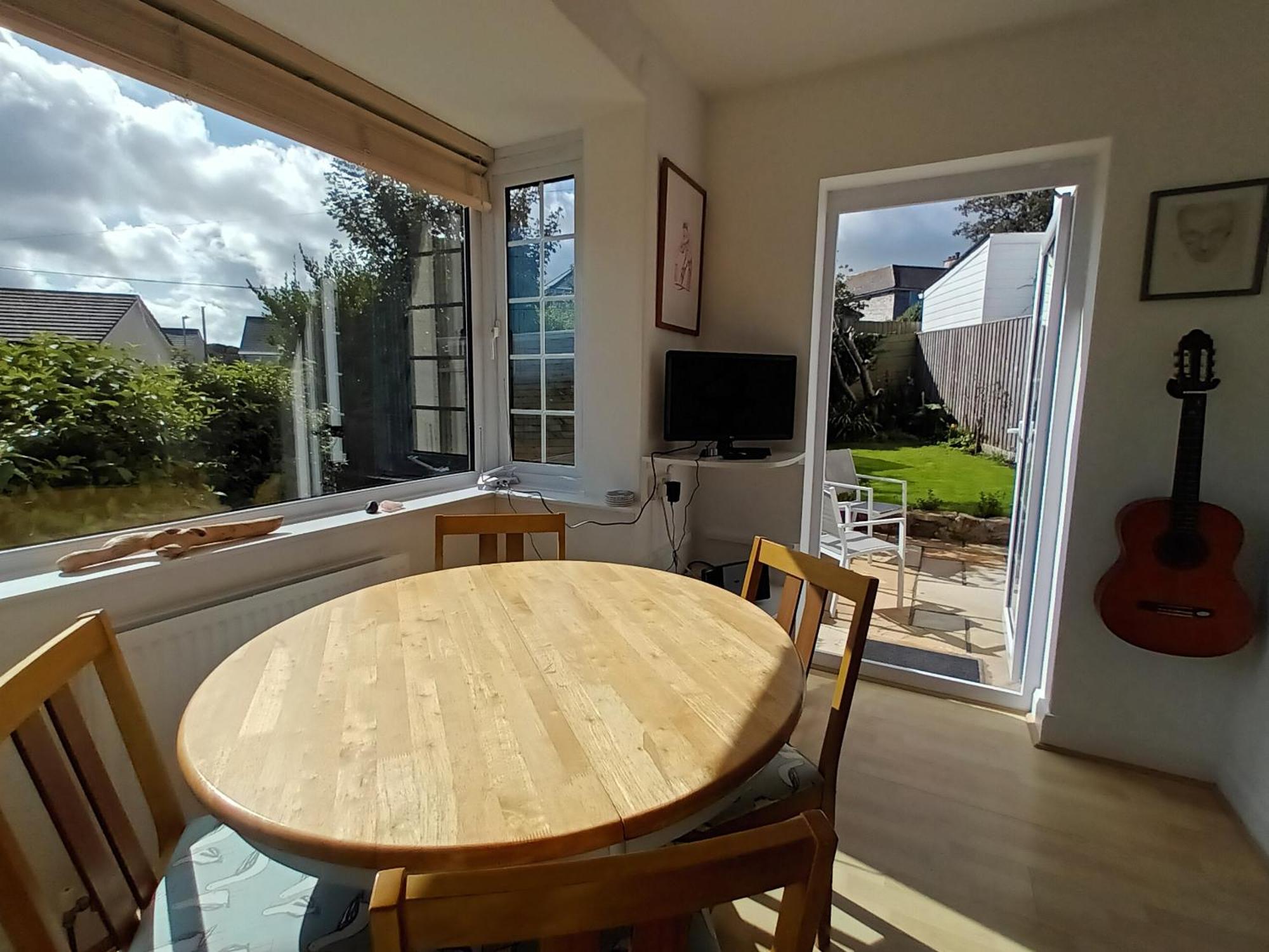 Sunrise! ~ 2 Bedrooms, Garden, Parking, Sea Views St Ives Zewnętrze zdjęcie