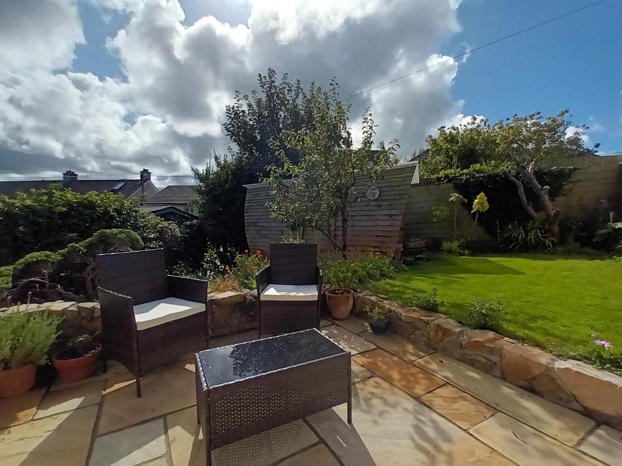Sunrise! ~ 2 Bedrooms, Garden, Parking, Sea Views St Ives Zewnętrze zdjęcie